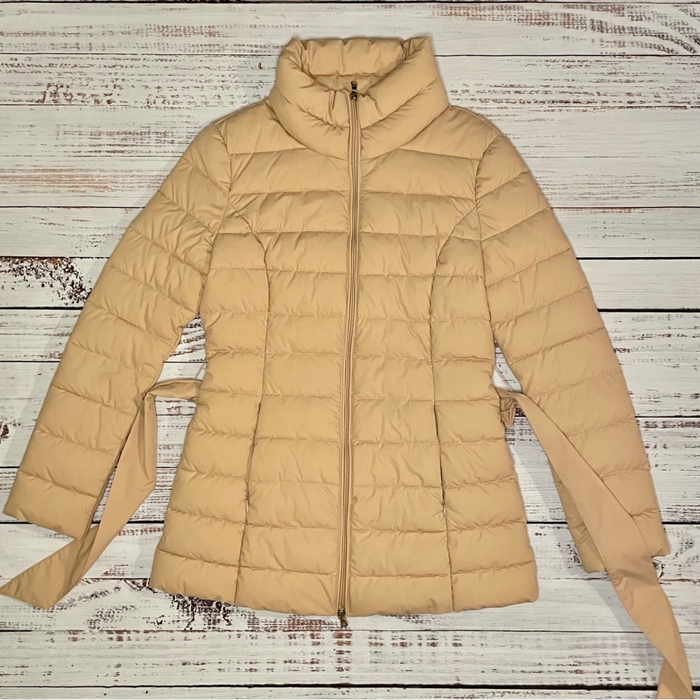 Guess Women's blush pink puffer coat.